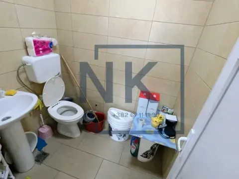 Rent, office space, 80m², Stari Aerodrom, Podgorica - image 5