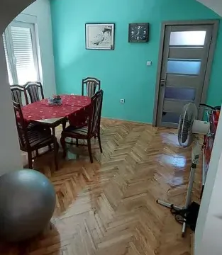 Prodaja, kuća, 220m², Stari Aerodrom, Podgorica - image 5