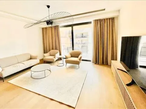 Izdavanje, četvorosoban stan, 140m², Stari Grad, Beograd - image 8