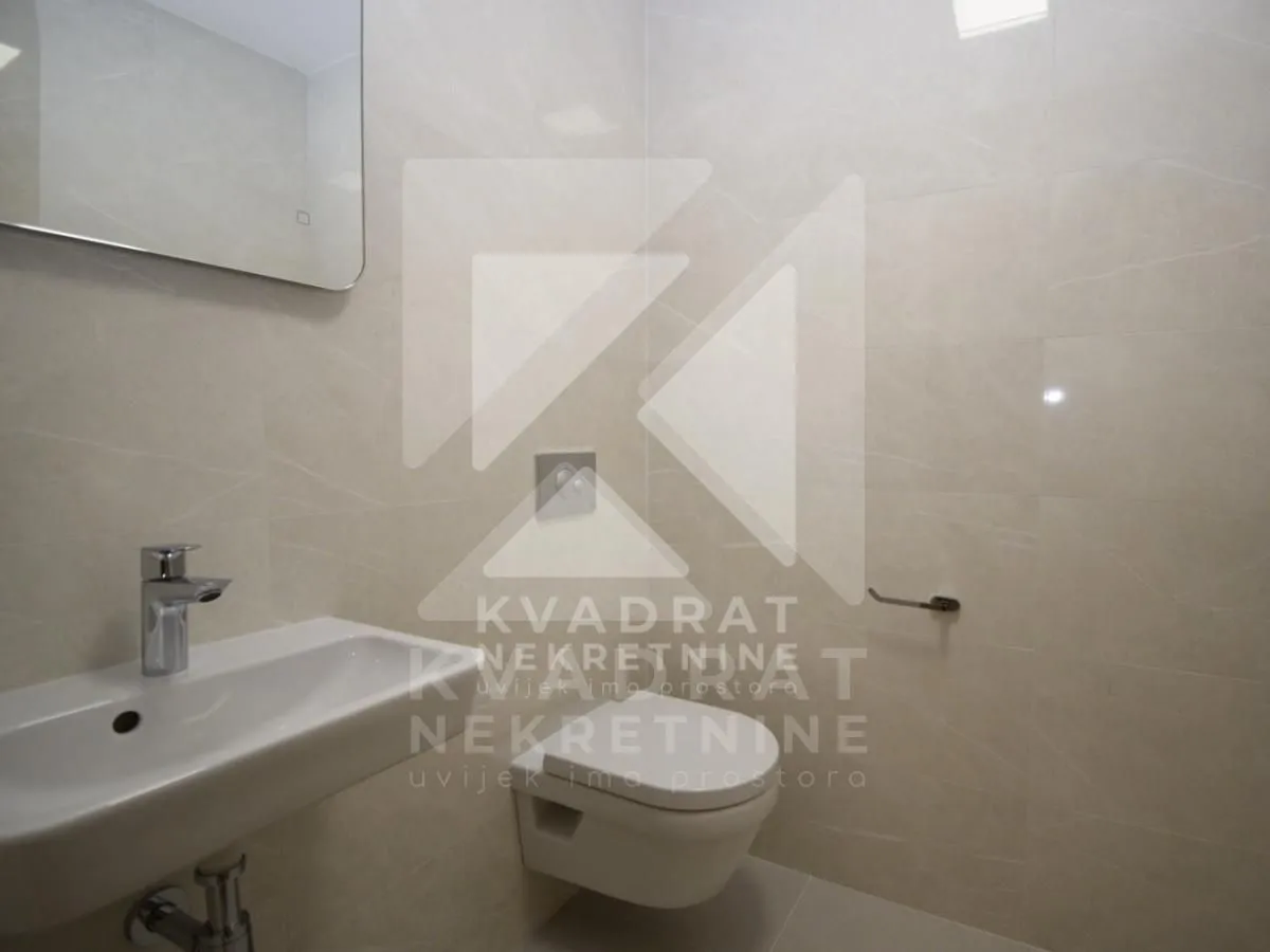 Izdavanje, dvosoban stan, 76m², New City, Podgorica