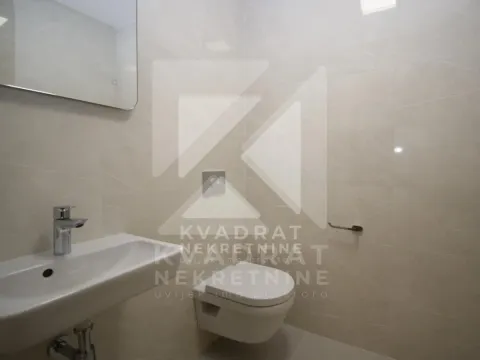 Izdavanje, dvosoban stan, 76m², New City, Podgorica - image 10