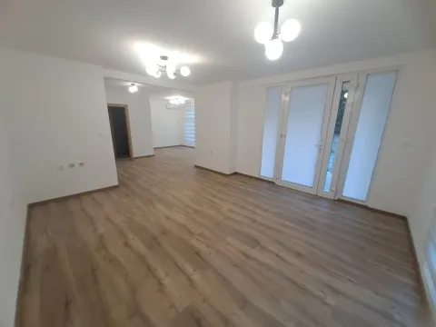 Rent, office space, 110m², Podgorica, Crna Gora - image 7