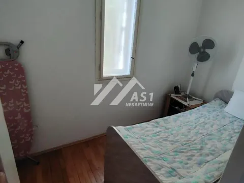 Izdavanje, četvorosoban stan, 94m², Stari grad, Novi Sad - image 5
