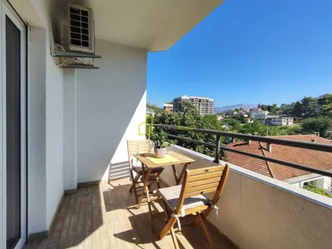 Izdavanje, jednosoban stan, 33m², Centar, Podgorica - image 2