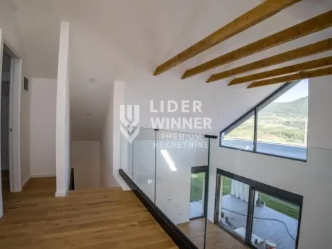 Prodaja, kuća, 250m², Kosmaj, Sopot - image 13