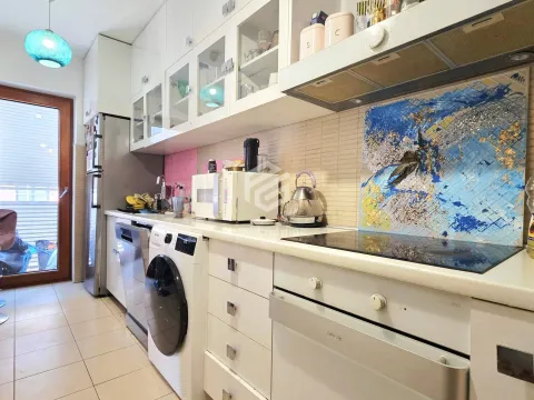 Prodaja, trosoban stan, 120m², Podgorica, Crna Gora - image 8