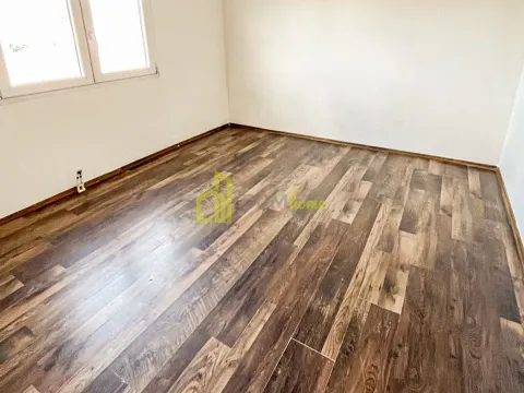 Sale, house, 128m², Centar, Bar - image 16