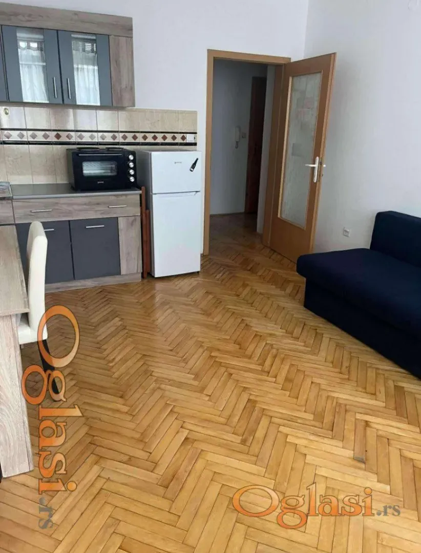 One Bedroom Apartment for Rent, 28m2, Adamovićevo Naselje, Novi Sad