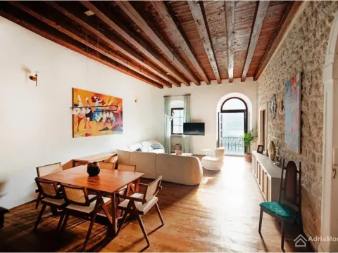 Sale, two bedroom apartment, 129m², Dobrota, Kotor - image 7