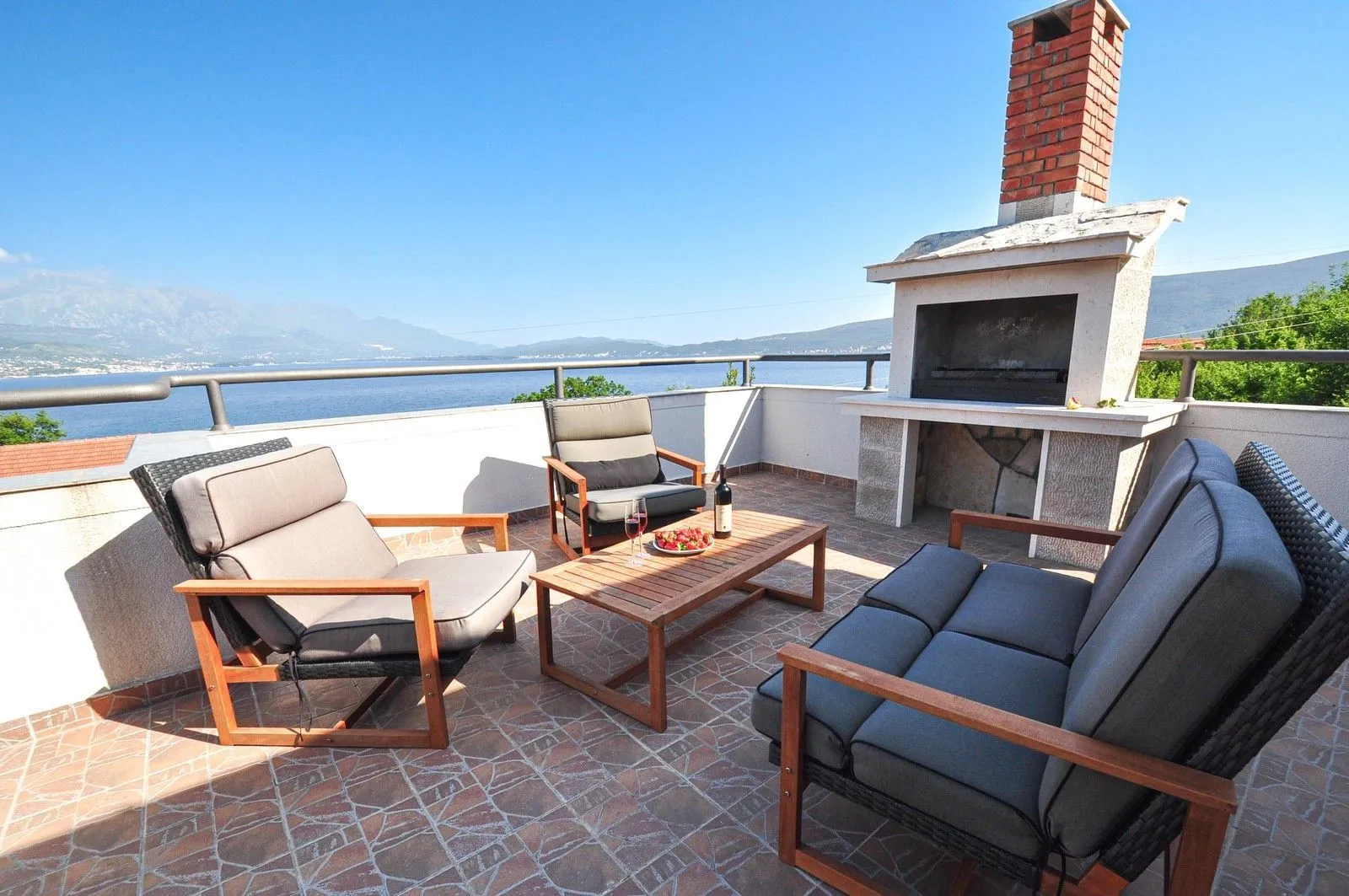 Prodaja, kuća, 260m², Bijela, Herceg Novi