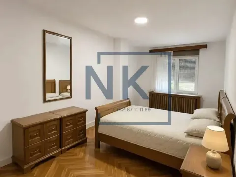 Izdavanje, kuća, 250m², Stari Aerodrom, Podgorica - image 9