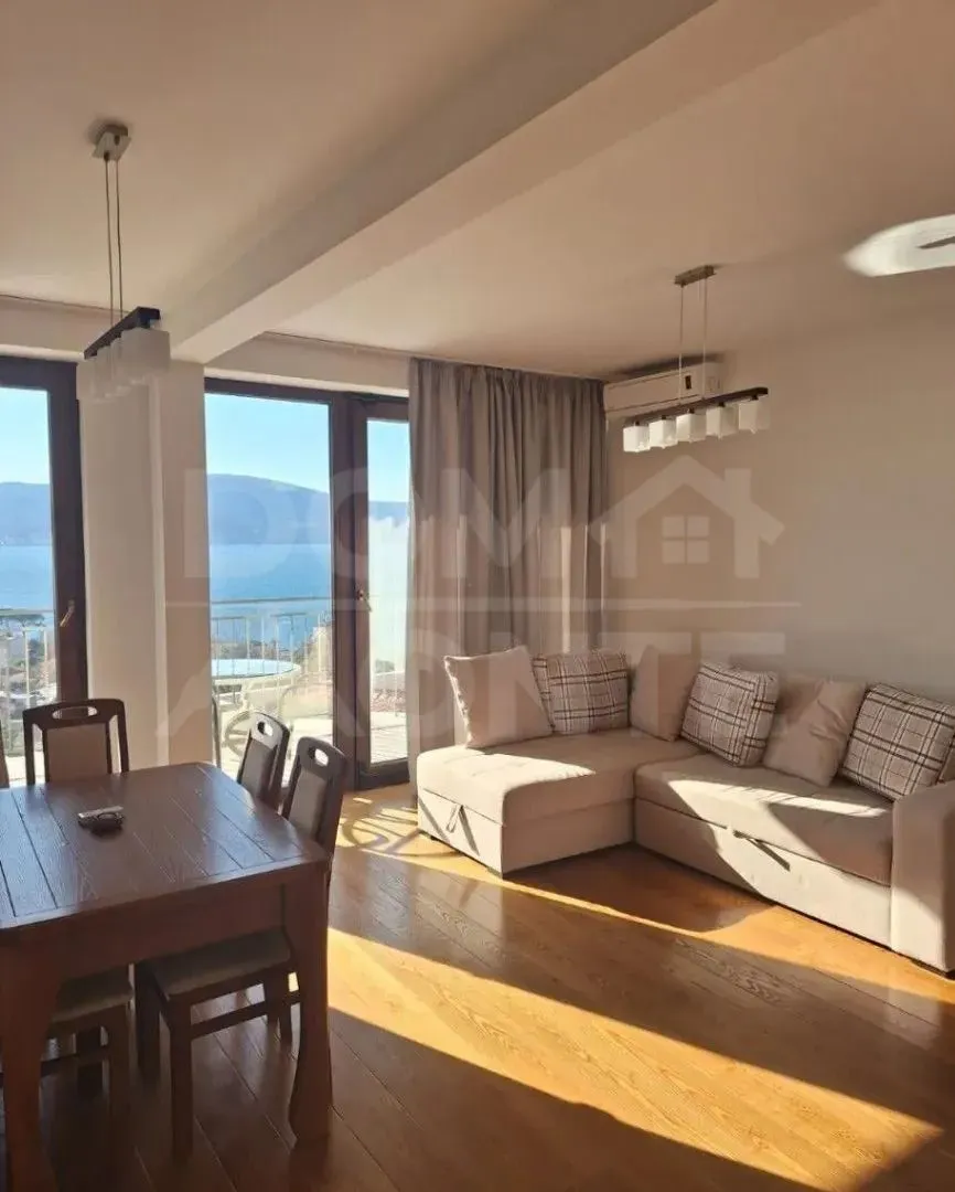 Rent, one bedroom apartment, 40m², Tivat, Crna Gora
