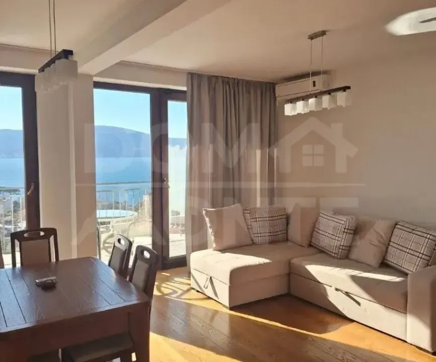 Rent, one bedroom apartment, 40m², Tivat, Crna Gora