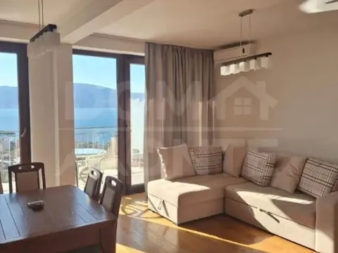 Rent, one bedroom apartment, 40m², Tivat, Crna Gora - image 1