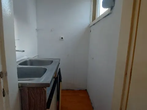 Prodaja, jednosoban stan, 44m², Centar, Nikšić - image 9