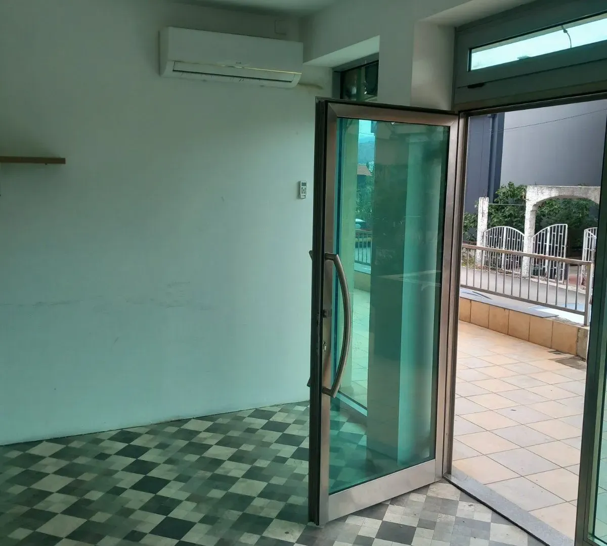 Rent, office space, 50m², Zabjelo, Podgorica