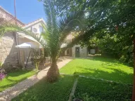 Izdavanje, kuća, 120m², Tivat, Crna Gora - image 1