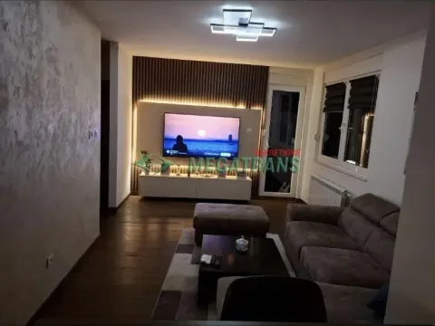 Rent, two bedroom apartment, 43m², Bulevar patrijarha Pavla, Novi Sad Sve Podlokacije - image 3