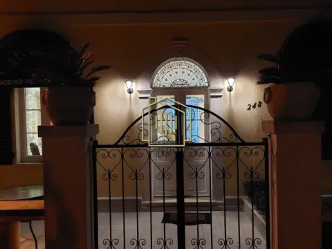 Izdavanje, poslovni prostor, 50m², Centar, Kotor - image 8