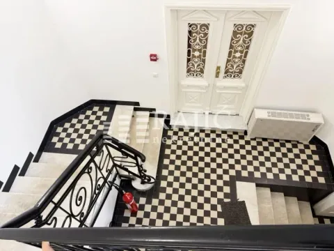 Rent, office space, 182m², Vračar Centar, Vračar Sve Podlokacije - image 2