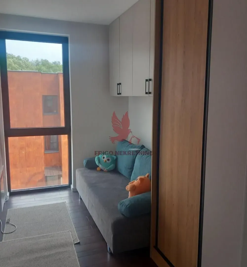 Prodaja, trosoban stan, 64m², Kosmaj, Sopot