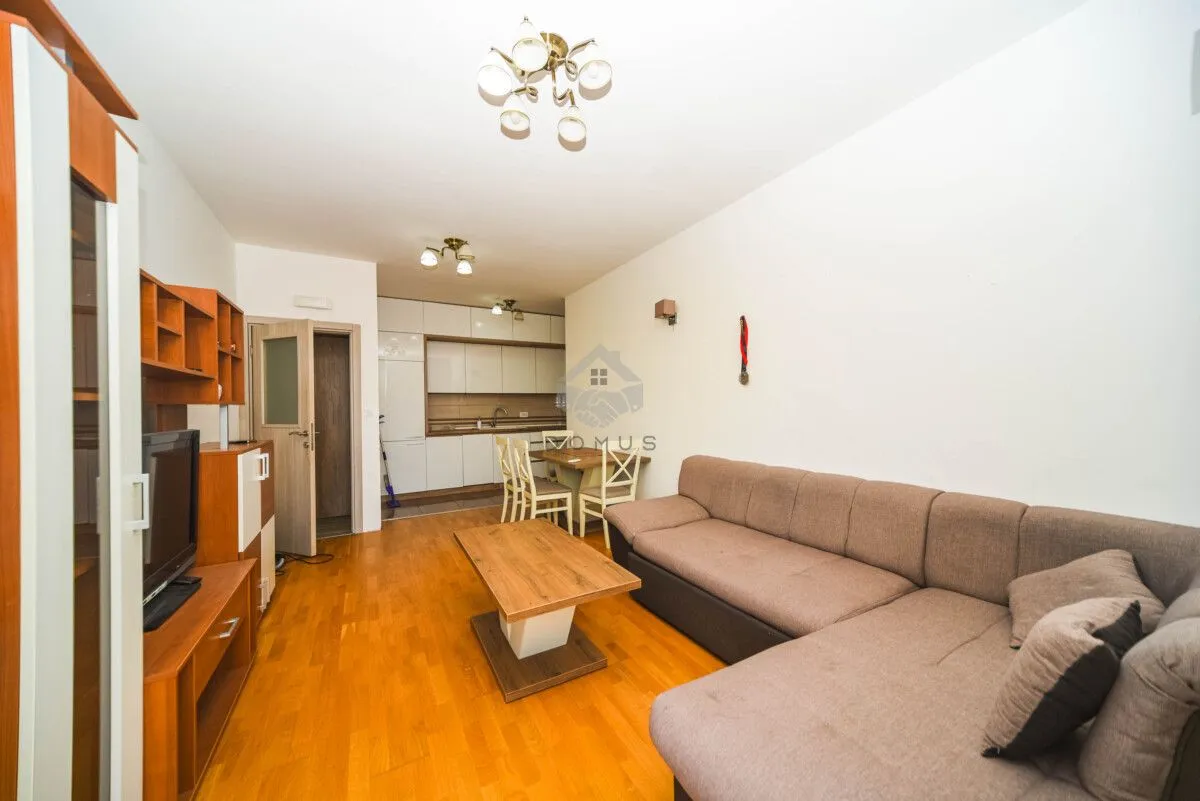 Prodaja, jednosoban stan, 46m², Stari Aerodrom, Podgorica