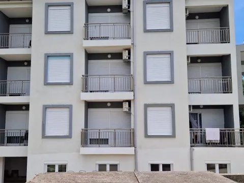 Prodaja, kuća, 550m², Tivat, Crna Gora - image 10