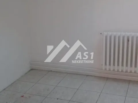 Izdavanje, poslovni prostor, 50m², Novi Sad Sve Podlokacije, Novi Sad - image 9