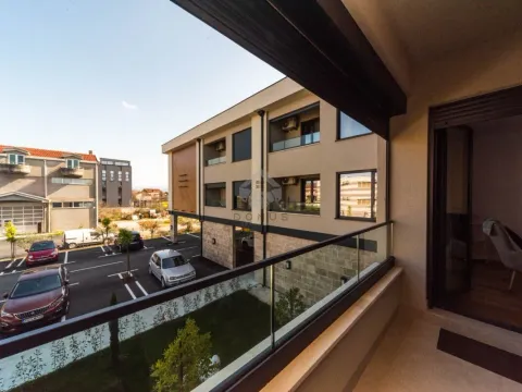 Izdavanje, jednosoban stan, 47m², Donja Gorica, Podgorica - image 11