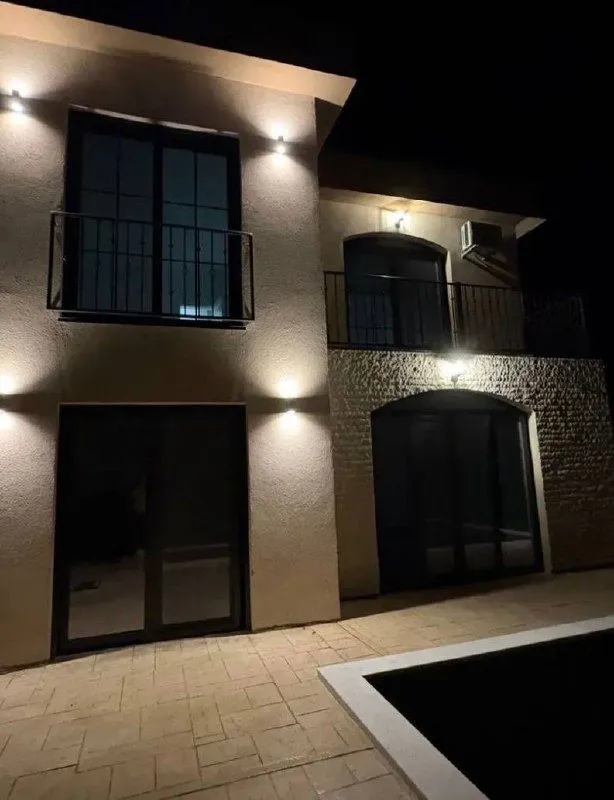 Sale, house, 225m², Bar, Crna Gora