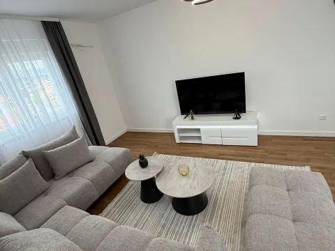 Prodaja, dvosoban stan, 78m², Stari Aerodrom, Podgorica - image 18