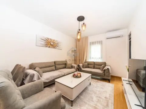 Rent, one bedroom apartment, 48m², Podgorica, Crna Gora - image 2