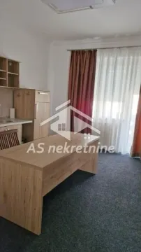 Rent, office space, 72m², Kalenić Pijaca, Vračar Sve Podlokacije - image 16