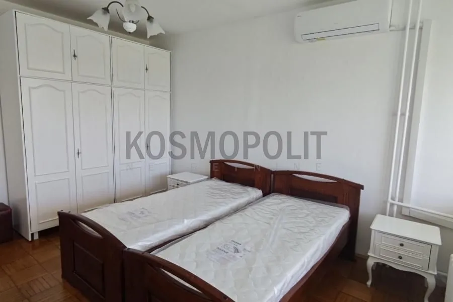 Izdavanje, dvosoban stan, 67m², Zvezdara Sve Podlokacije, Beograd