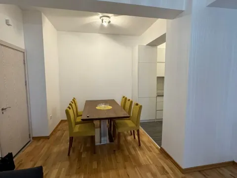 Izdavanje, trosoban stan, 75m², Ljubović, Podgorica - image 2