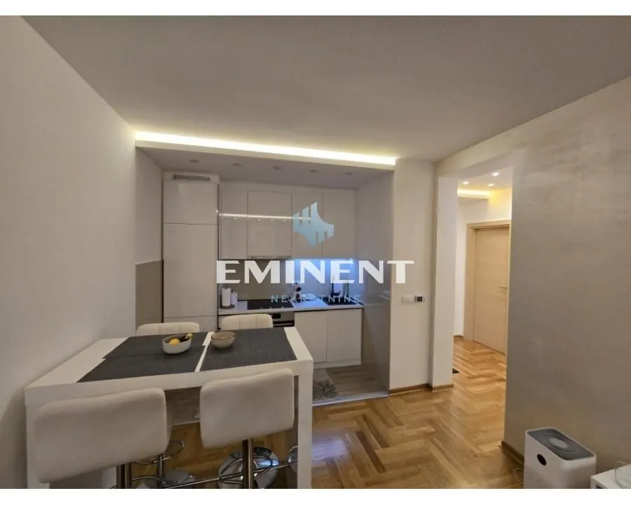 Rent, two bedroom apartment, 47m², Zemun Gornji Grad, Zemun Sve Podlokacije