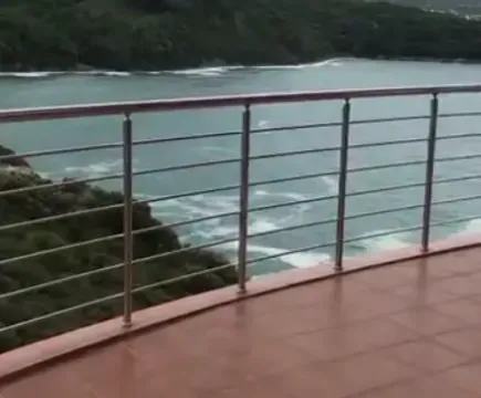 Sale, three bedroom apartment, 227m², Dobra Voda, Budva - image 1