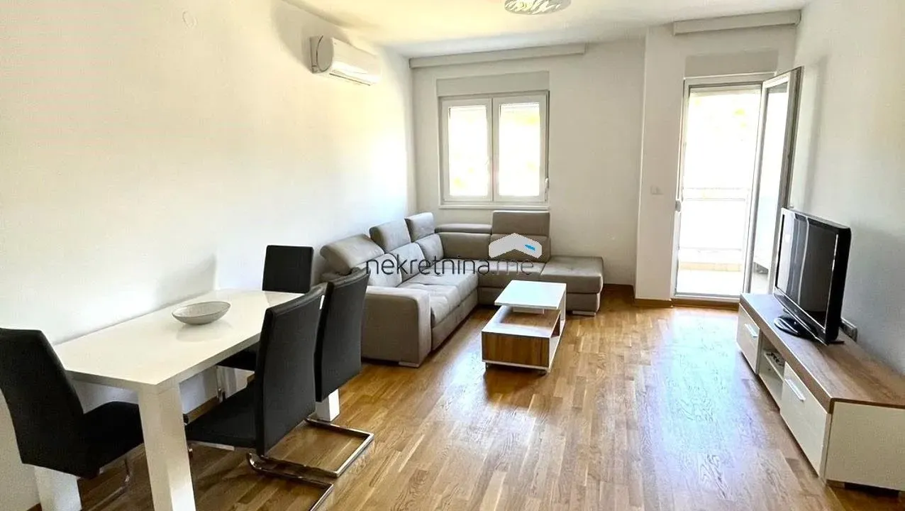 Rent, two bedroom apartment, 64m², City Kej, Podgorica