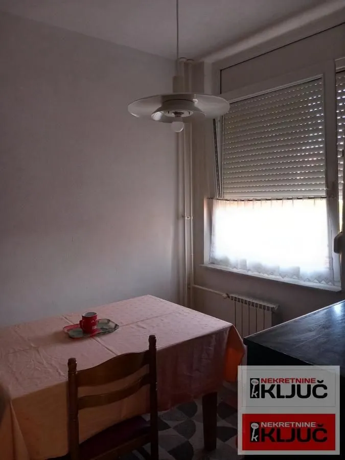Izdavanje, jednosoban stan, 40m², Nova Detelinara, Novi Sad Sve Podlokacije