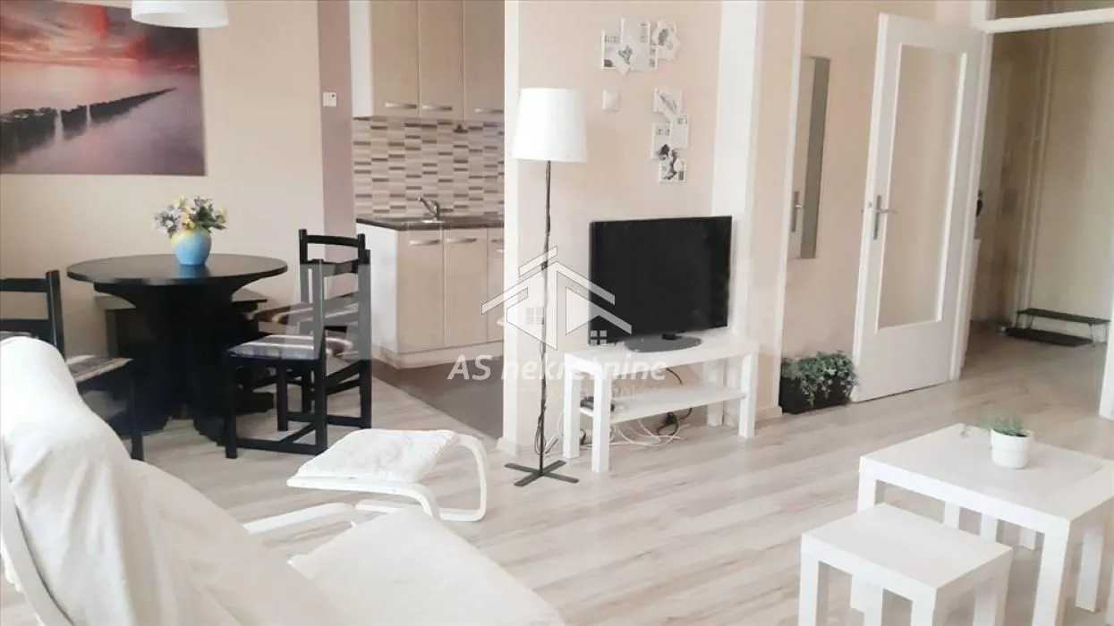 Izdavanje, dvosoban stan, 58m², Crveni Krst, Beograd