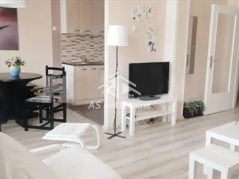 Izdavanje, dvosoban stan, 58m², Crveni Krst, Beograd - image 1