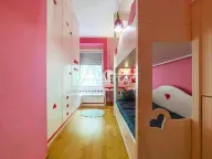 Izdavanje, četvorosoban stan, 131m², Vukov Spomenik, Zvezdara Sve Podlokacije - image 13