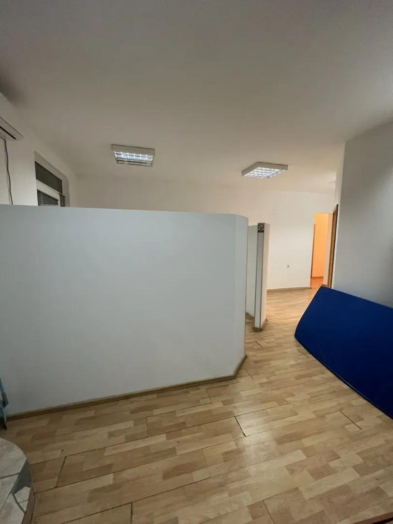 Rent, office space, 60m², Ljubović, Podgorica