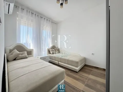 Rent, two bedroom apartment, 76m², Krivi Most, Podgorica - image 10