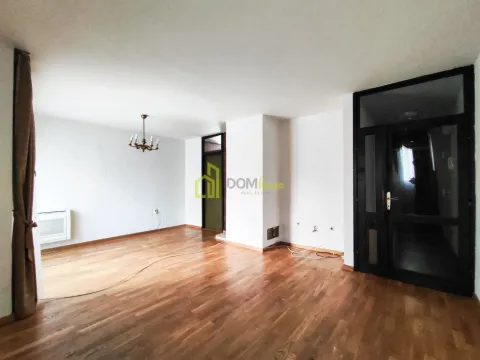 Izdavanje, dvosoban stan, 75m², Blok 5, Podgorica - image 2