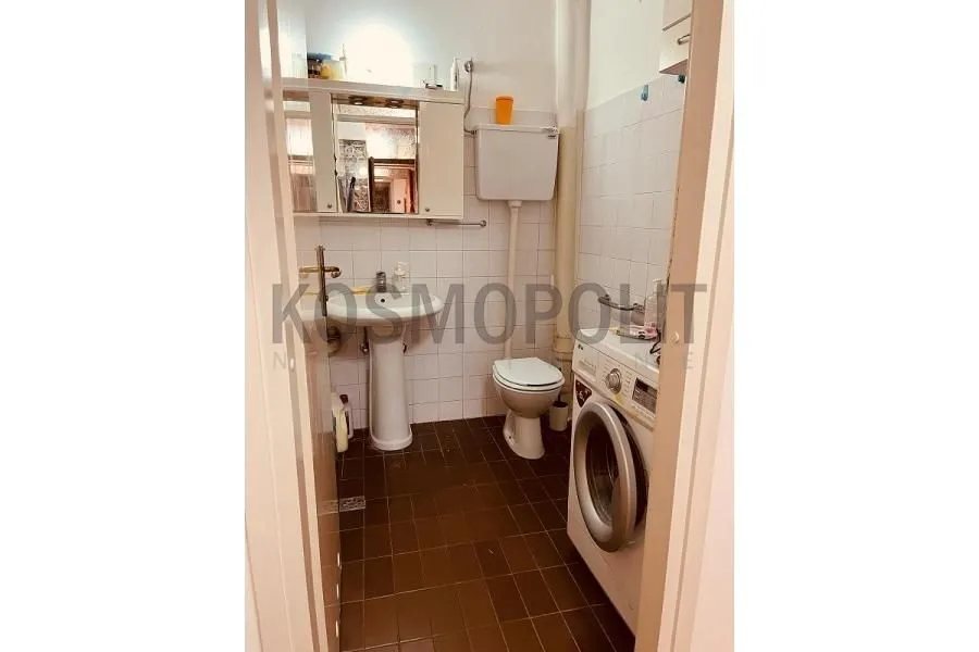 Sale, four bedroom apartment, 101m², Žarkovo, Beograd