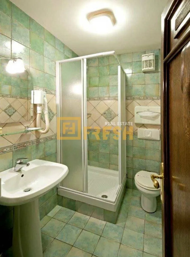 Prodaja, ugostiteljski objekat, 722m², Centar, Podgorica