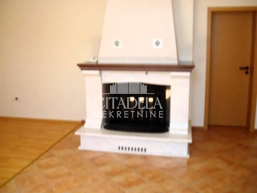Sale, house, 432m², Resnik, Beograd