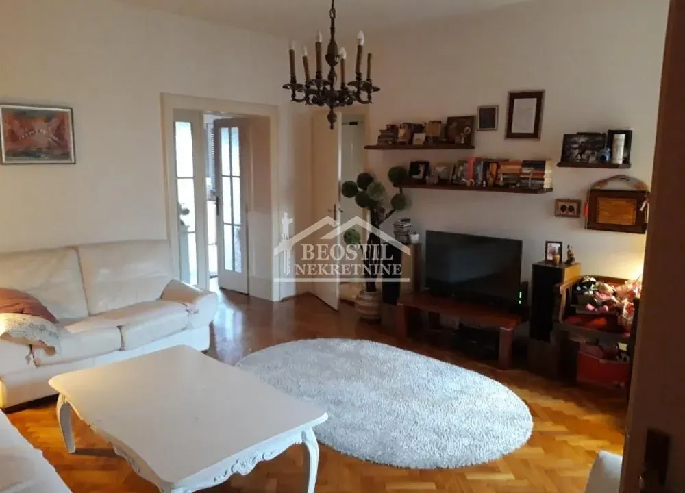Prodaja, trosoban stan, 99m², Stari Grad, Beograd