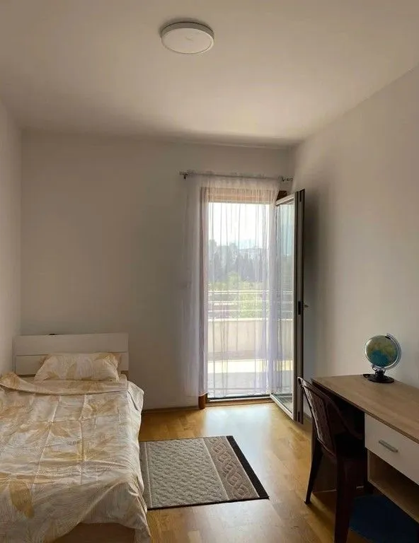 Rent, one bedroom apartment, 63m², Pobrežje, Podgorica